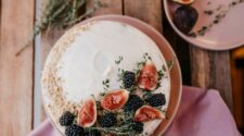 Лятна свежест на трапезата: Вкусни и леки веган торти с плодове